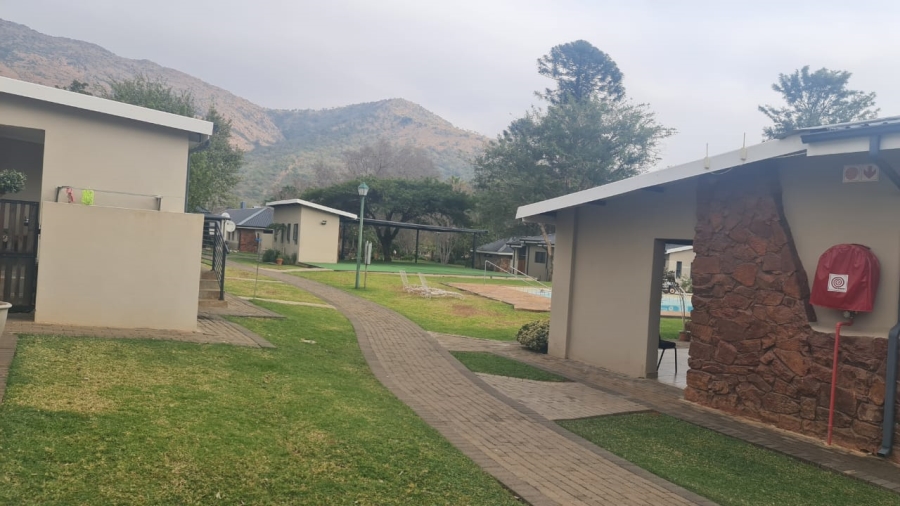 To Let 1 Bedroom Property for Rent in Wigwam North West